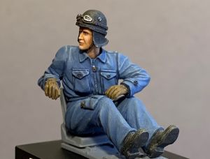 S2KW089 - Italian Semovente driver.